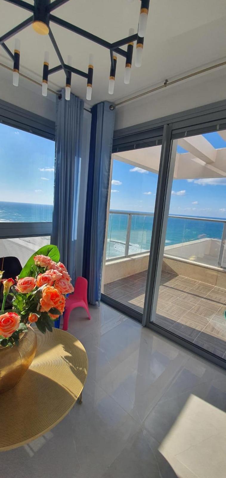 Penthouse Premium Ashkelon Sea Apartment Exterior photo